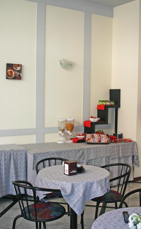 Domus Hotel Alessandria Zewnętrze zdjęcie