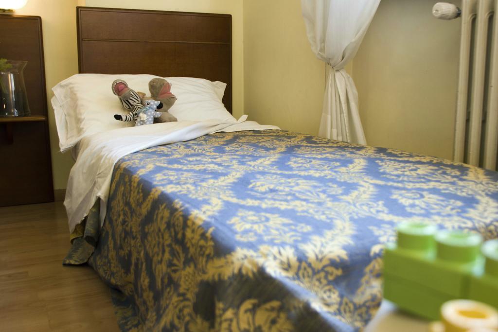 Domus Hotel Alessandria Zewnętrze zdjęcie