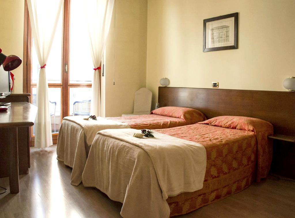 Domus Hotel Alessandria Zewnętrze zdjęcie