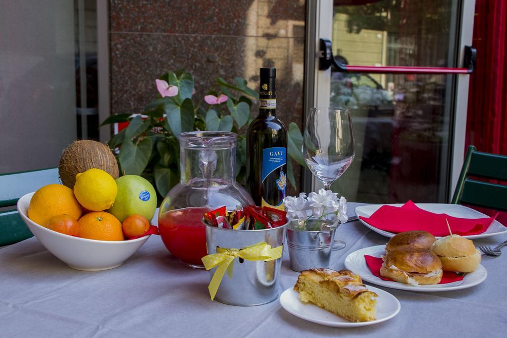 Domus Hotel Alessandria Zewnętrze zdjęcie